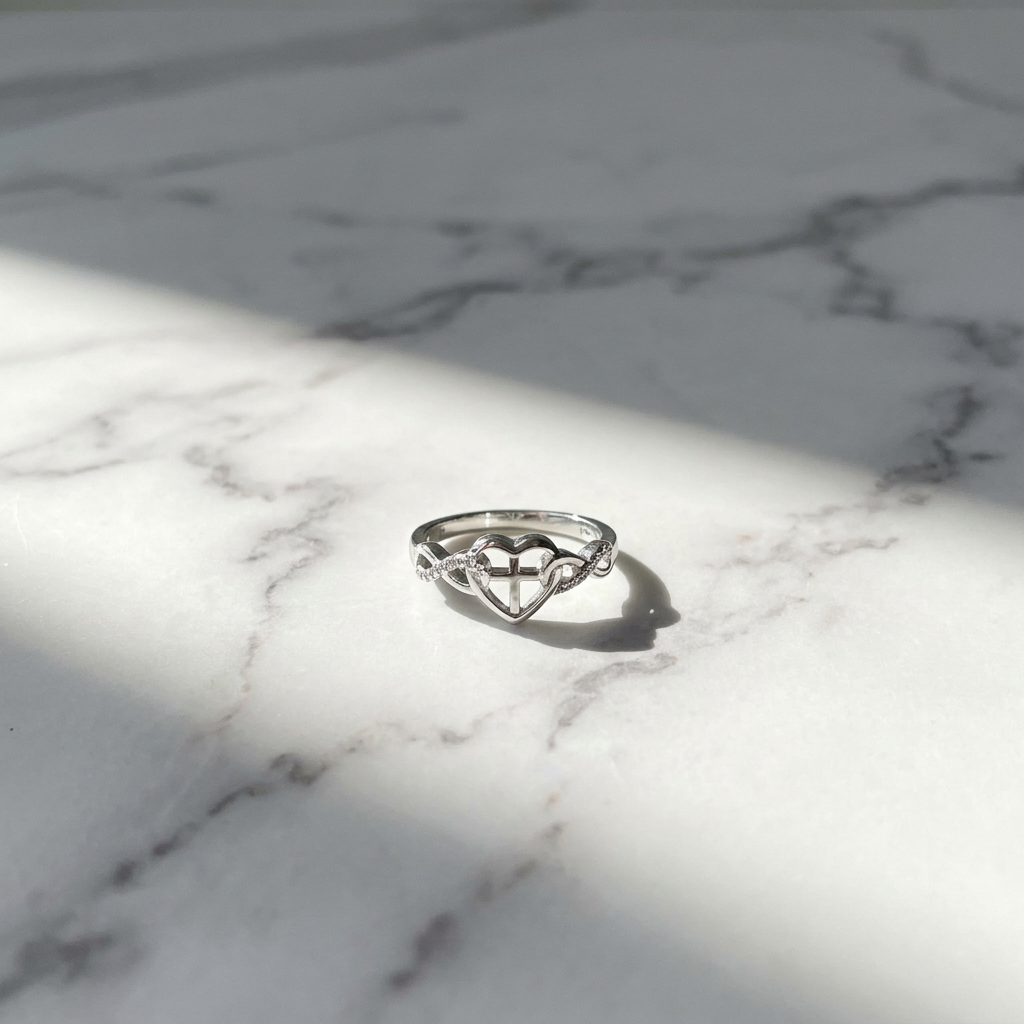Cross Heart Ring — Silver