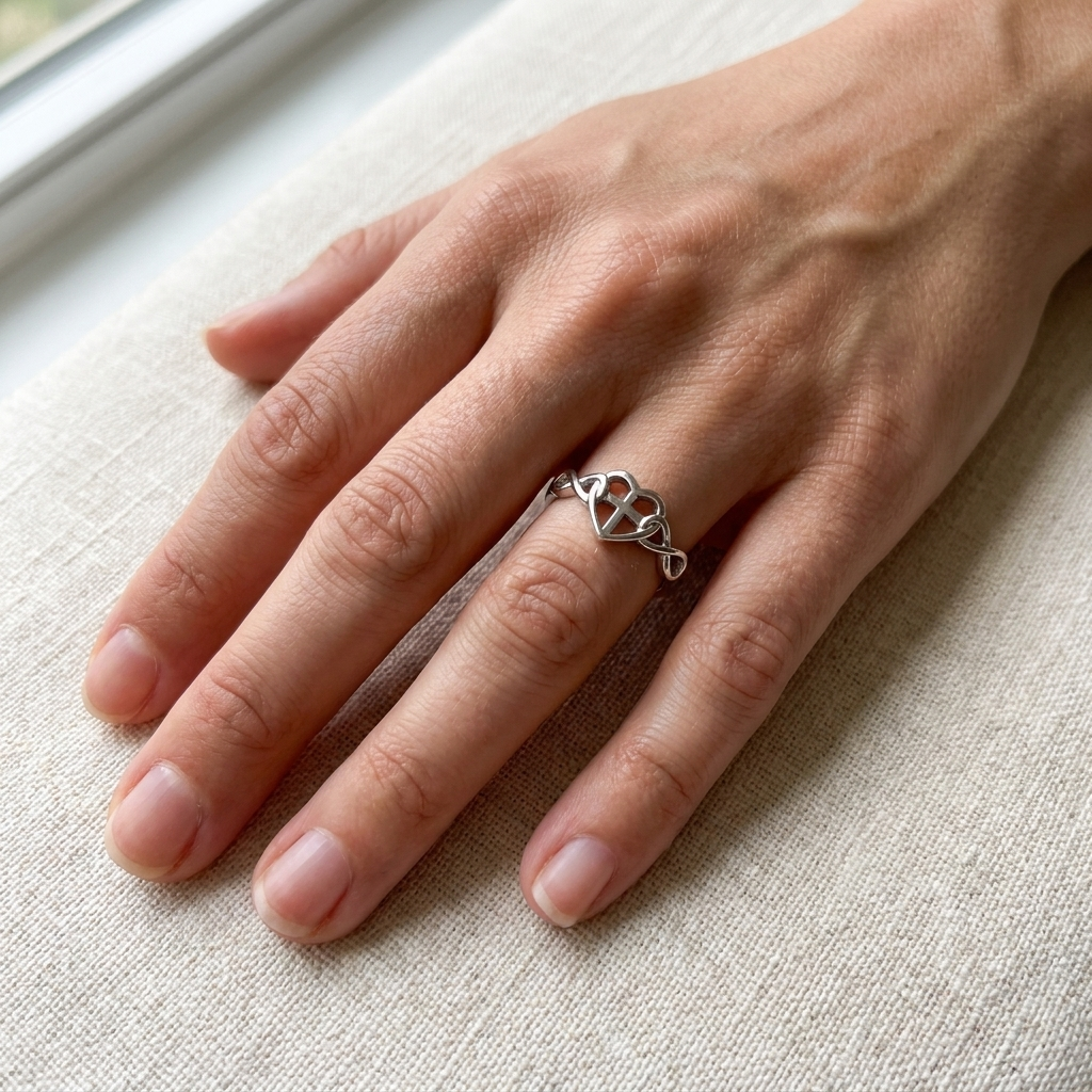 Cross Heart Ring — Silver